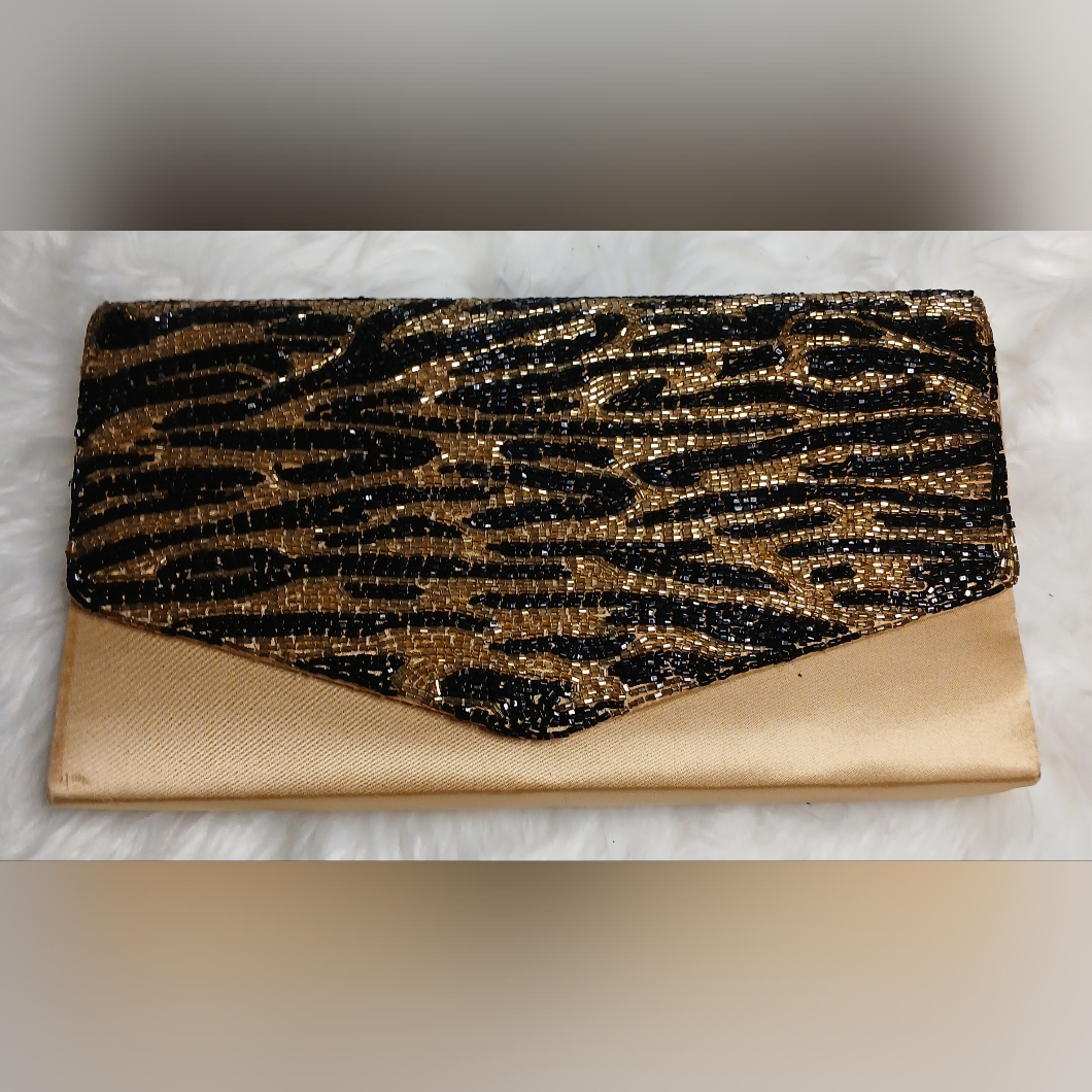Tiger Print Capparos Cluth Purse